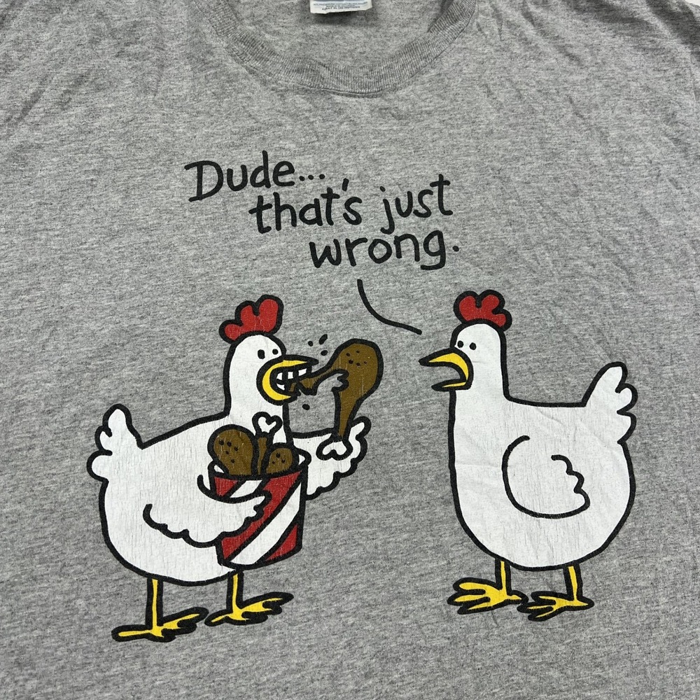 Hanes T-Shirt Mens XL Gray Dude That's Just Wrong Chicken Graphic Funny Tee